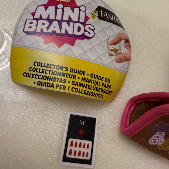New Mini Brands Fashion Zuru toys - Picture 2 of 4
